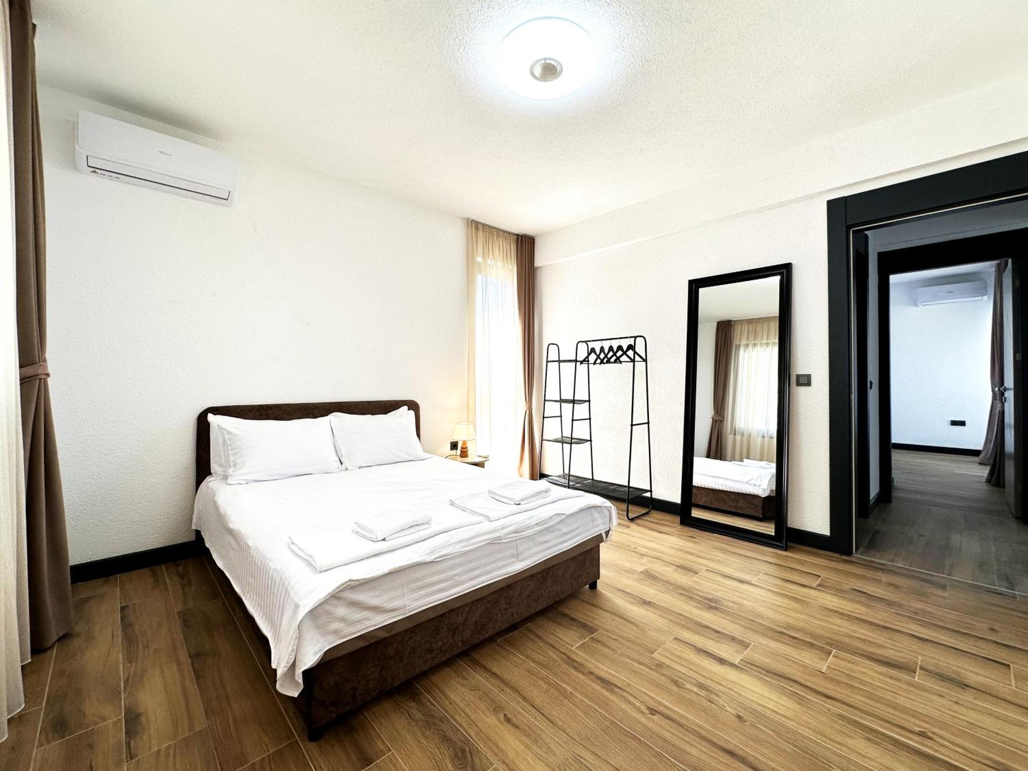 Presidential Sea View Apartment *